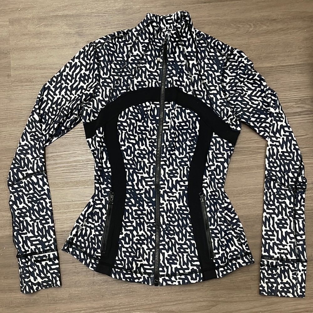 Lululemon Define Jacket - White / Black